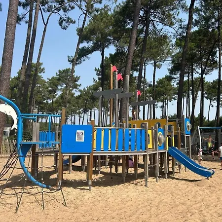 Camping Mh 538 Equipe Et Confort 2ch 1sdb Dans 4 Etoiles