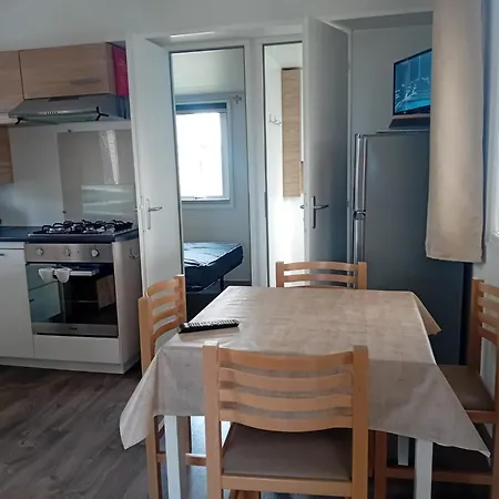 Camping Mh 538 Equipe Et Confort 2ch 1sdb Dans 4 Etoiles Saint-Julien-en-Born