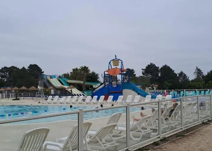 Mh 538 Equipe Et Confort 2ch 1sdb Dans 4 Etoiles *